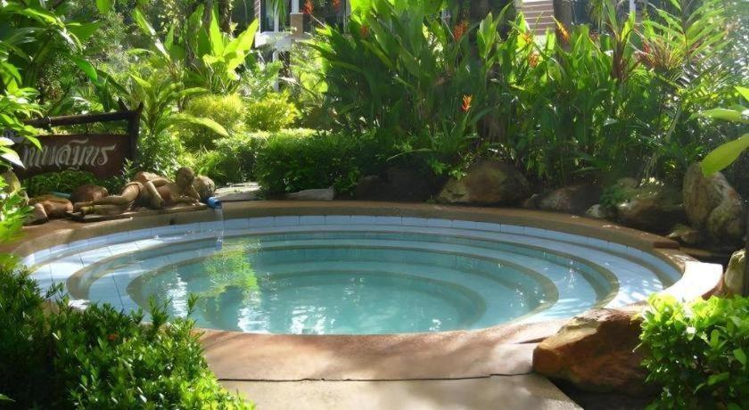 Nattha Waree Hot Spring Resort And Spa Ban Nua Khlong Εξωτερικό φωτογραφία