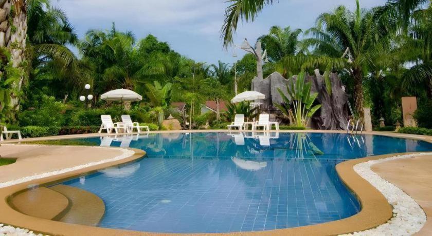 Nattha Waree Hot Spring Resort And Spa Ban Nua Khlong Εξωτερικό φωτογραφία