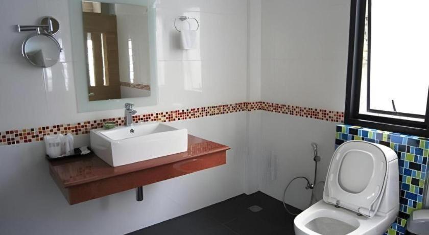 Nattha Waree Hot Spring Resort And Spa Ban Nua Khlong Εξωτερικό φωτογραφία